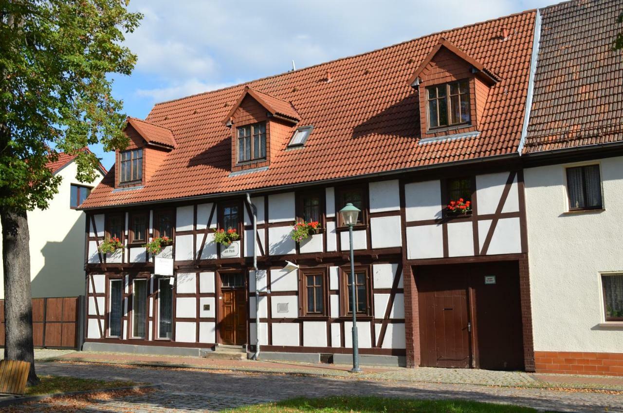 Pension Am Park Wörlitz Εξωτερικό φωτογραφία