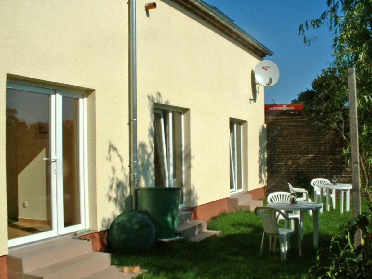 Pension Am Park Wörlitz Εξωτερικό φωτογραφία